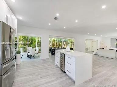 Building Photo - 10 Prospect Dr