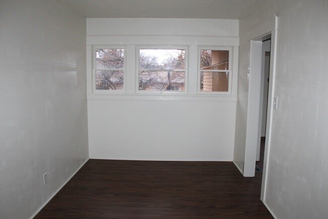 Foto del edificio - 1835 Melrose St