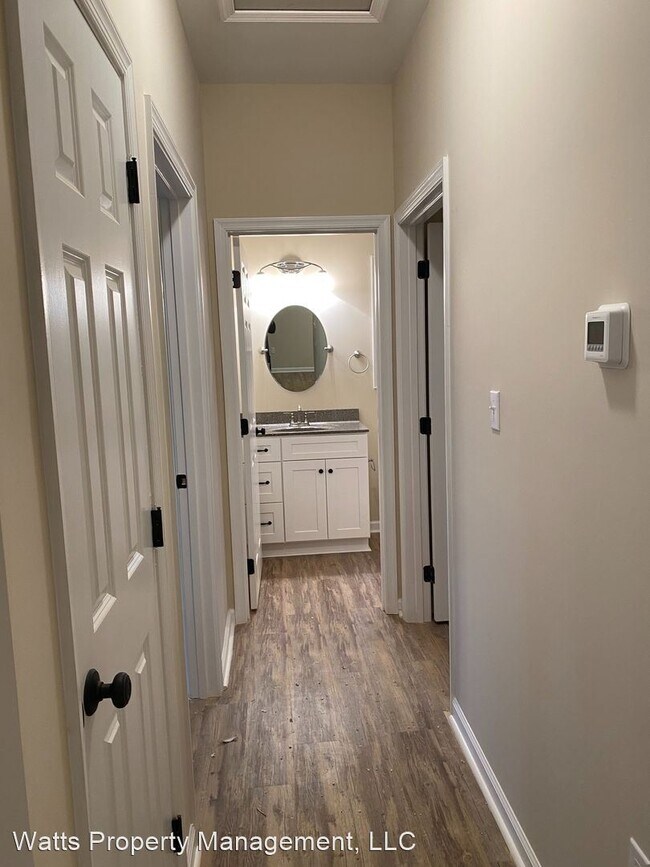 Foto del edificio - 2 br, 2 bath House - 3591 Depot Road Apt C