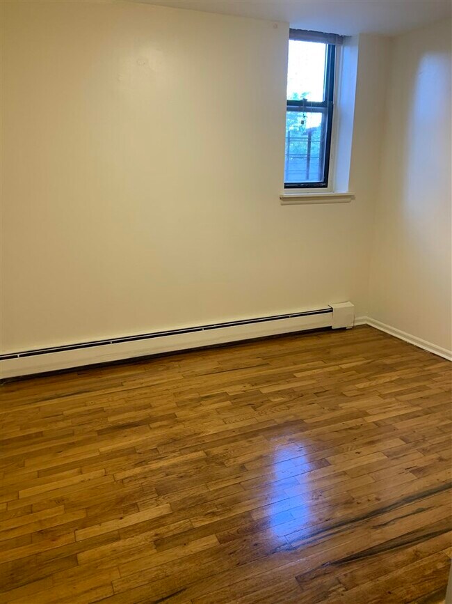 Foto del edificio - 270 2nd St