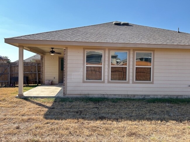 Building Photo - 6311 Serpentine Drive, Killeen