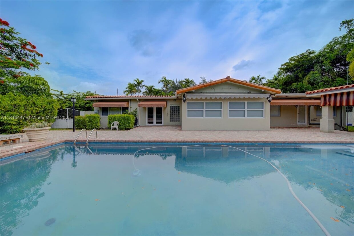 Foto principal - 5780 SW 53rd Terrace