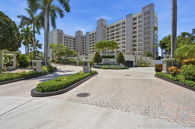 Building Photo - 2880 NE 14th Street Causeway