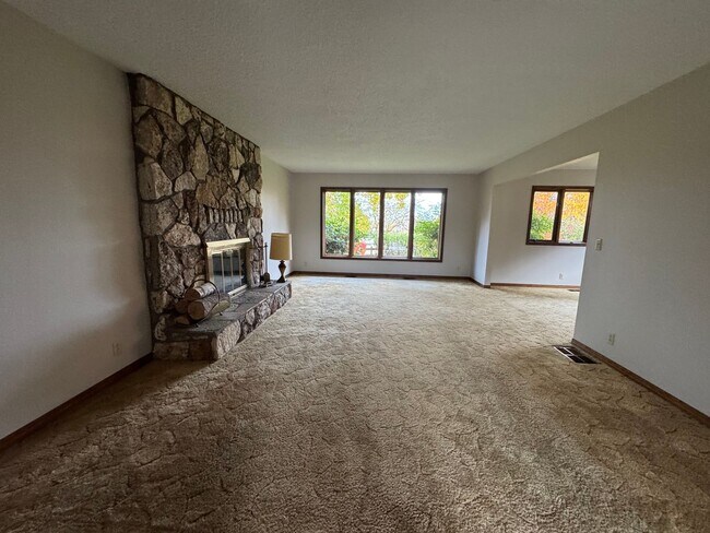 Foto del edificio - 21635 SW Elwert Rd