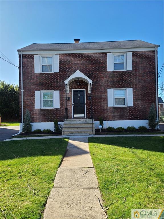 Primary Photo - 23 Coolidge Ave