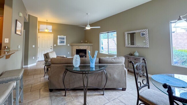 Foto del edificio - 8985 S Durango Dr