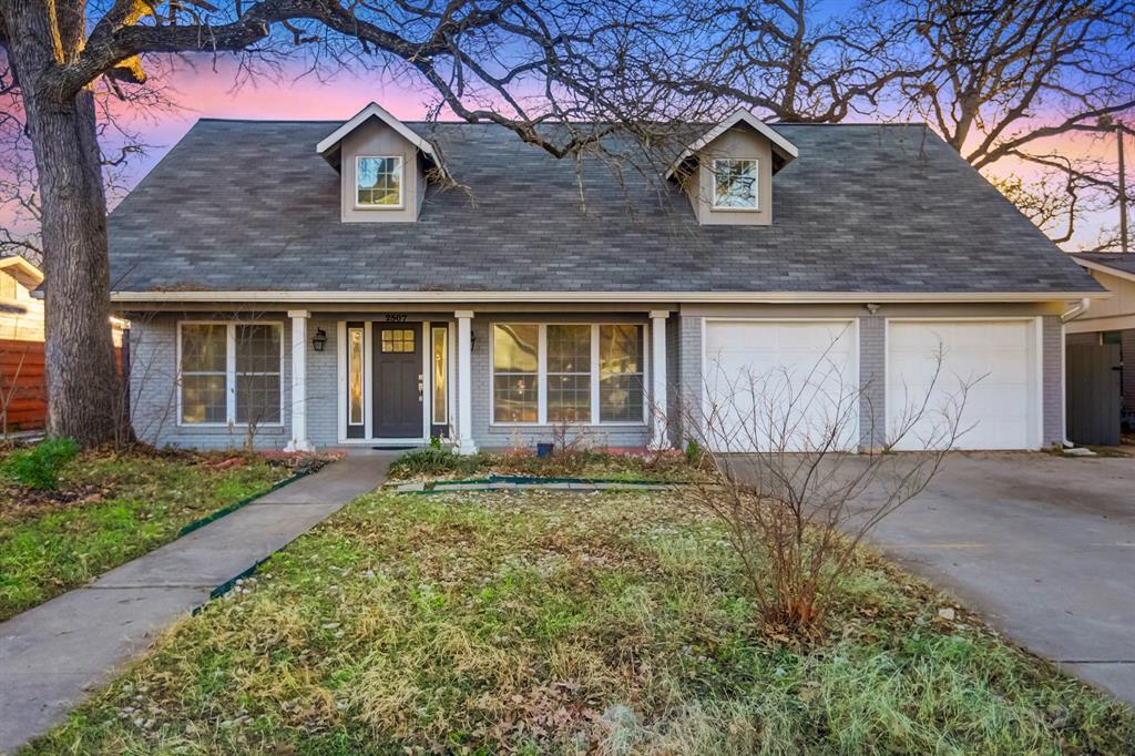 Foto principal - 2507 Rogge Ln