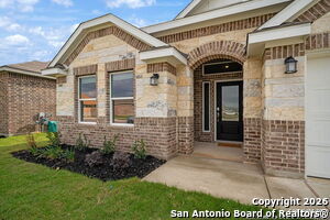 Building Photo - 5755 Musquiz Rdg