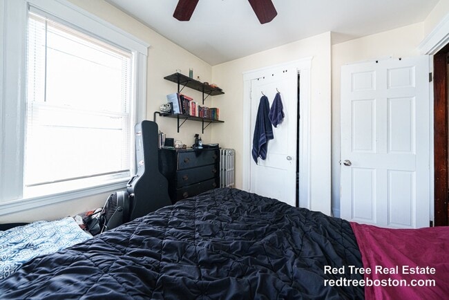 Foto del edificio - 8 Niles St