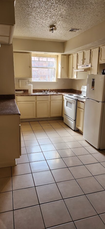 Foto del edificio - 7862 Venice Blvd