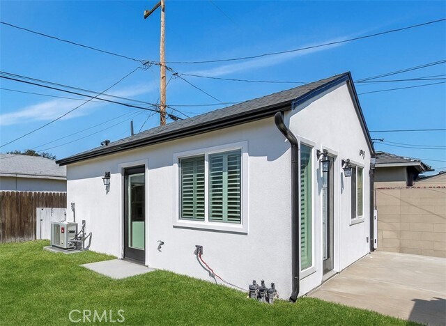 Foto del edificio - 325 N Lee Ave