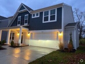 Building Photo - 4057 Silverstone Ln