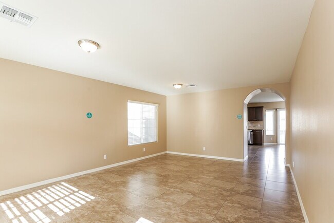 Foto del edificio - 5809 S 27th Ln