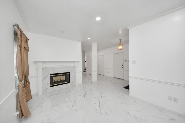 Foto del edificio - 3138 Waters View Dr