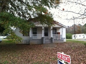 Building Photo - 430 Hwy 17
