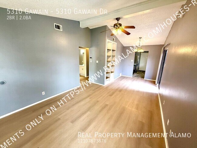 Foto del edificio - 5310 Gawain Dr