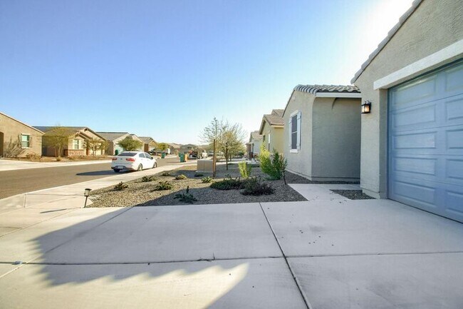 Building Photo - 12541 W State Ct