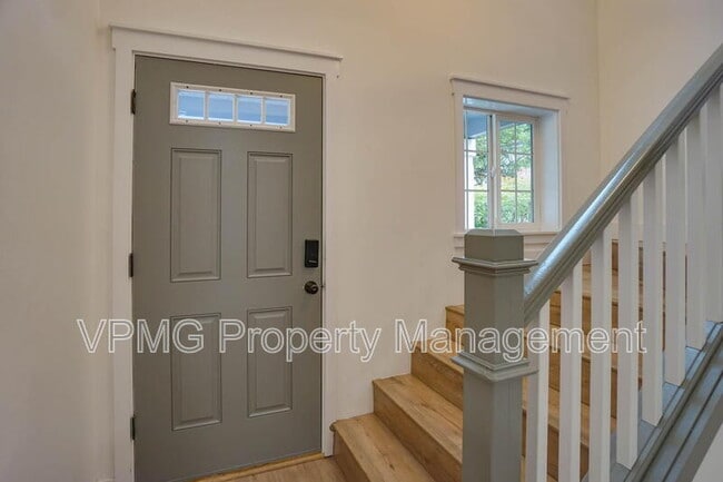 Foto del edificio - 423 NW 153rd St