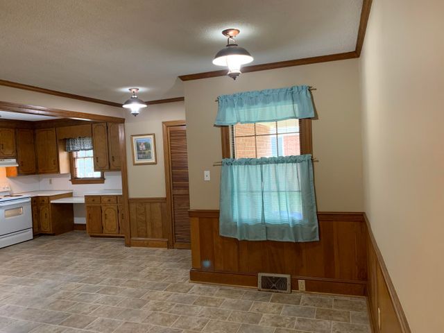 Foto del edificio - 1403 Brownlea Dr
