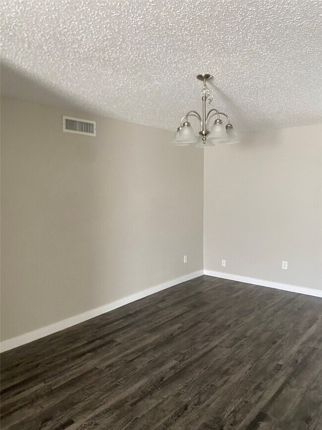 Foto del edificio - 4935 Quailgate Dr