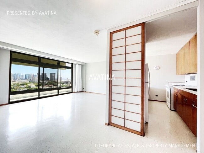 Building Photo - 1519 Nuuanu Ave