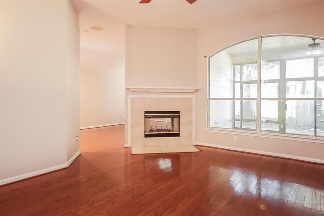 Foto del edificio - 111 N Rambling Ridge Pl