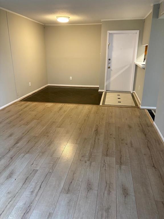 Building Photo - 3055 Walnut Bend Ln