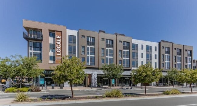 Building exterior - 3658 Capitol Ave Apartment