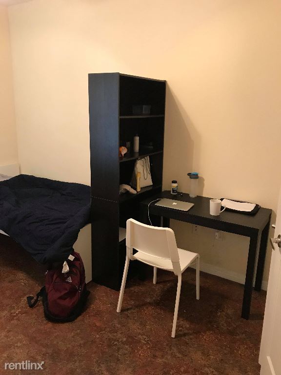 Foto del edificio - 2 br, 2 bath Apartment - 2510 Leon St.