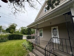 Building Photo - 1822 McClelland Ave