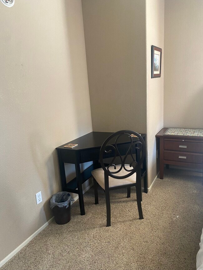 Room View of Desk - 1317 Olvera way
