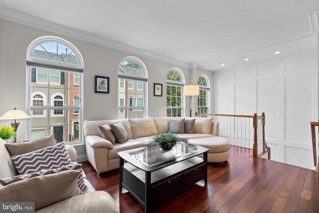 Foto del edificio - 7592 Cherrybark Oak Ln