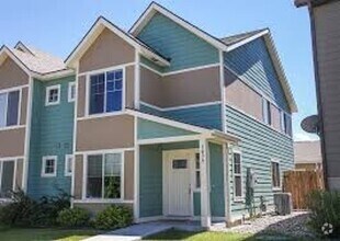 Building Photo - 3634 Potosi St