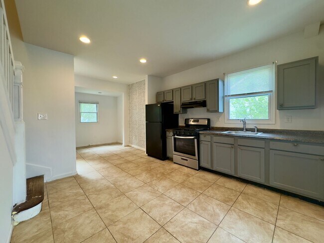 Foto del edificio - Charming 4 Bedroom/2 Bathroom in Asbury Av...