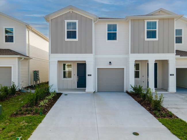 Photo - 7472 Stone Crk Trl Townhome