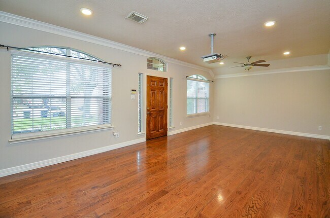 Building Photo - 21719 Oakbridge Park Ln