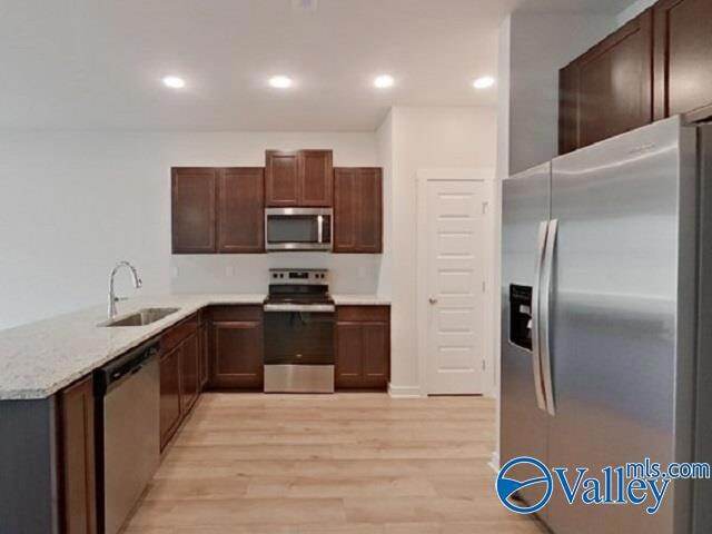 Foto del edificio - 6102 Taramore Ln NW