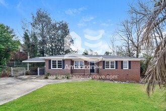 Building Photo - 4838 Chapman St