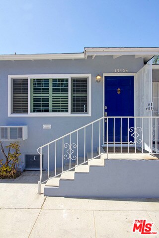 Building Photo - 3350 Atwater Ave