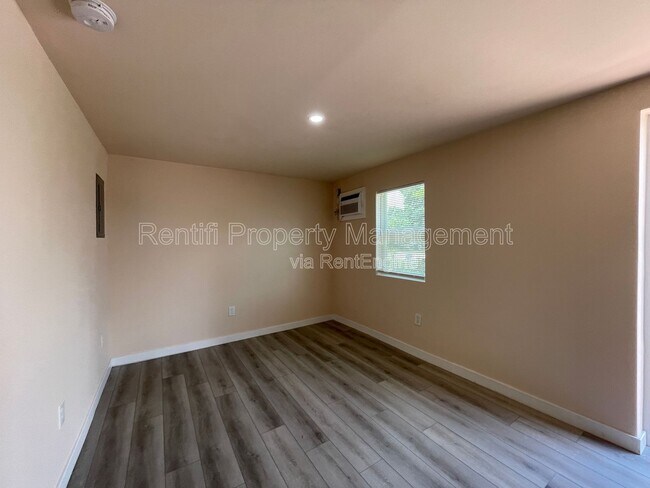 Foto del edificio - 101 3rd St