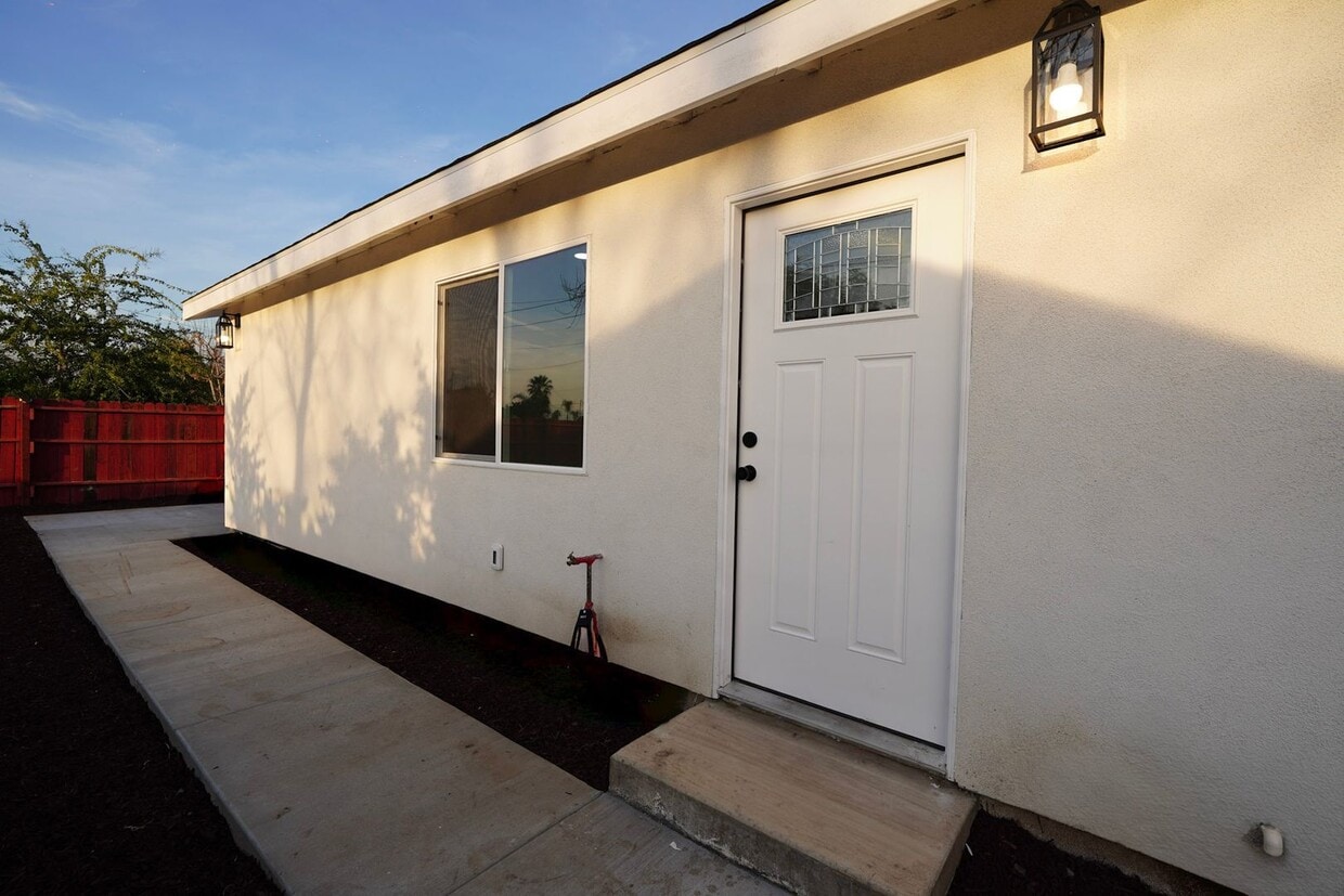 Photo - 925 Ohio Street