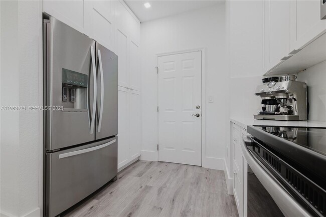 Foto del edificio - 12735 SW 49th Ct