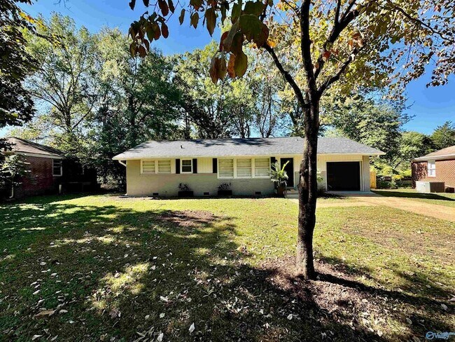 Building Photo - 2019 Lance Rd NW
