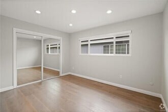 Building Photo - 6215 Hesperia Ave