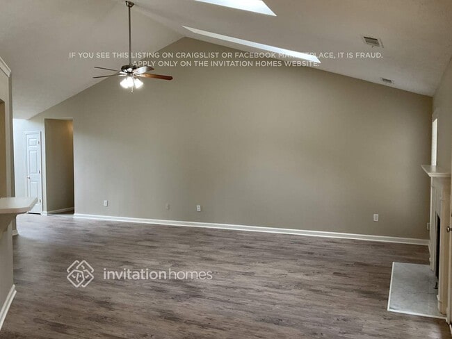 Building Photo - 805 Avalon Forest Dr NW