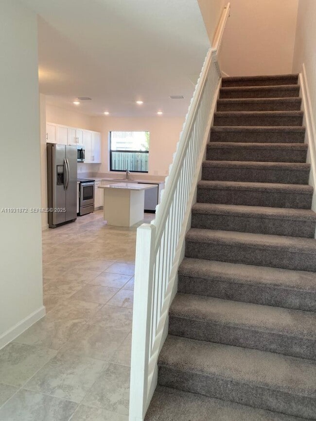 Building Photo - 21065 NE 8th Ave