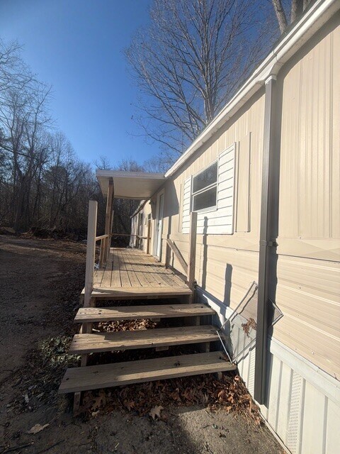 Building Photo - 1075 Sweeten Creek Rd