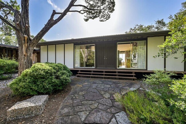 Foto del edificio - 1409 Flintridge Rd