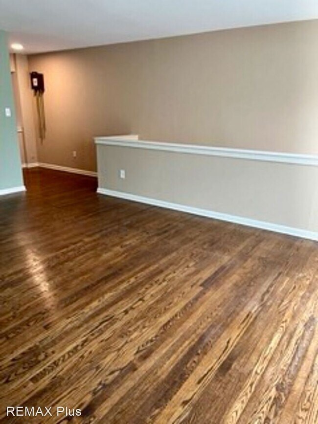 Building Photo - 3 br, 2.5 bath House - 519 Saint Davids Rd