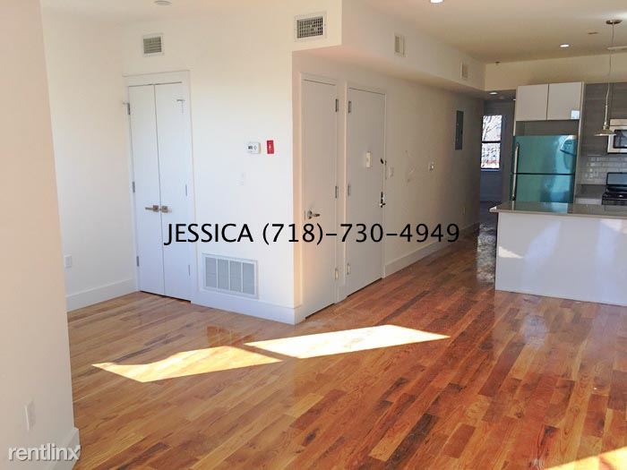 Foto principal - 891 Lafayette Ave